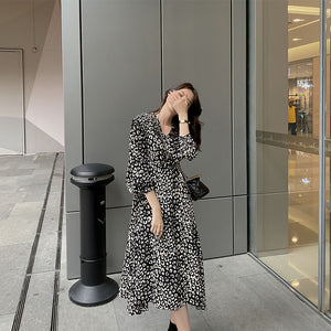 小玉酱豹纹连衣裙2020秋冬中长款复古碎花裙女韩版打底内搭裙子