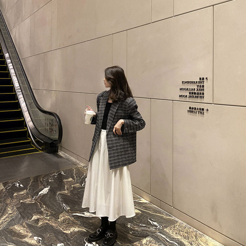 小玉酱半身裙秋冬女2020新款黑白基础色简约A字裙高腰中长款伞裙